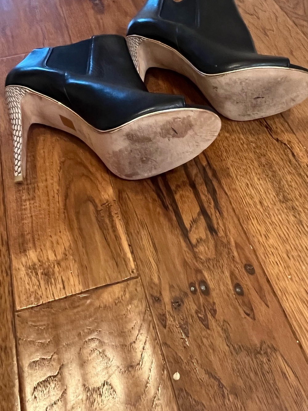 Coach black leather Johanna peep toe booties pull on stiletto heel. 7.5 - Picture 8 of 9